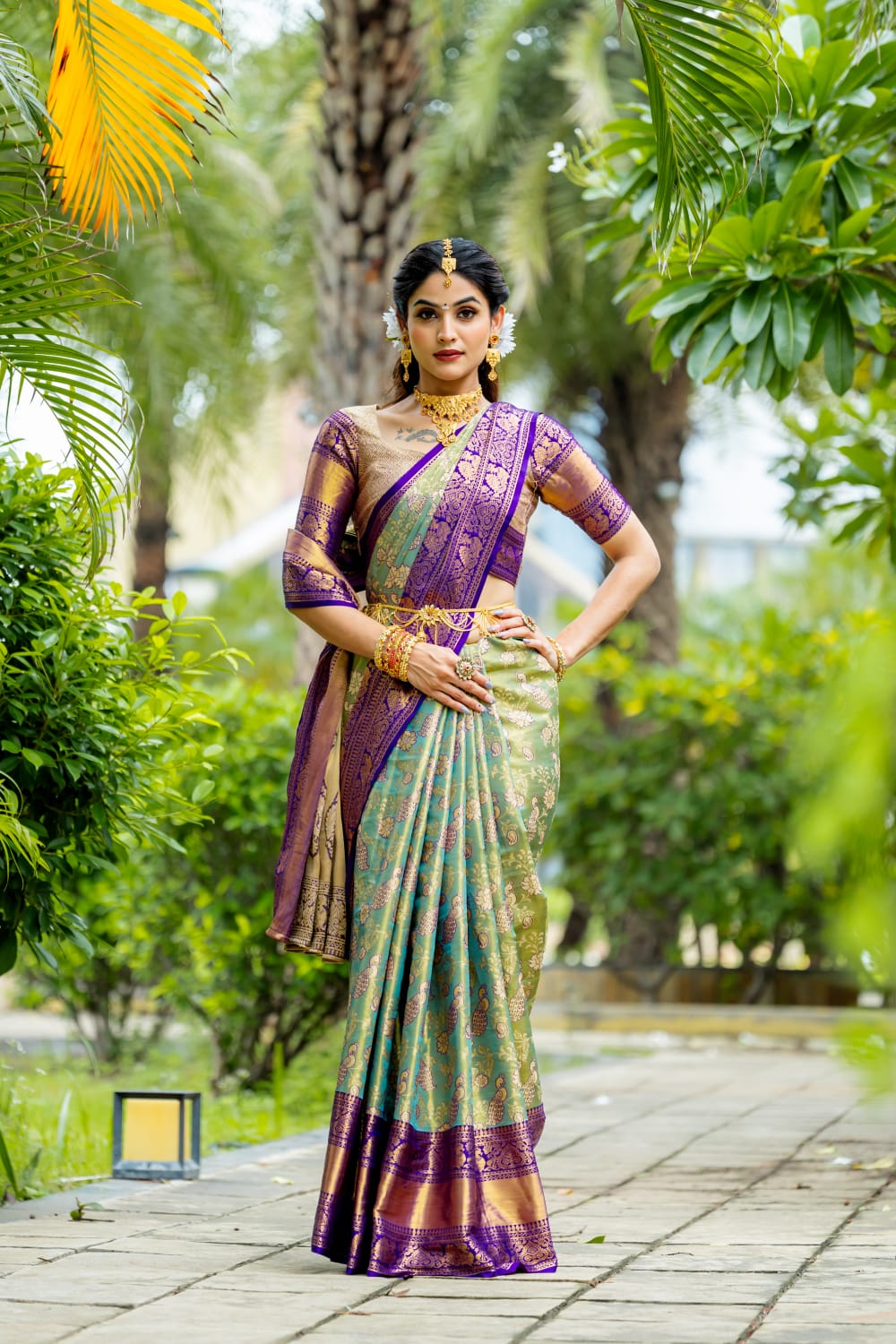 Silk saree outlets