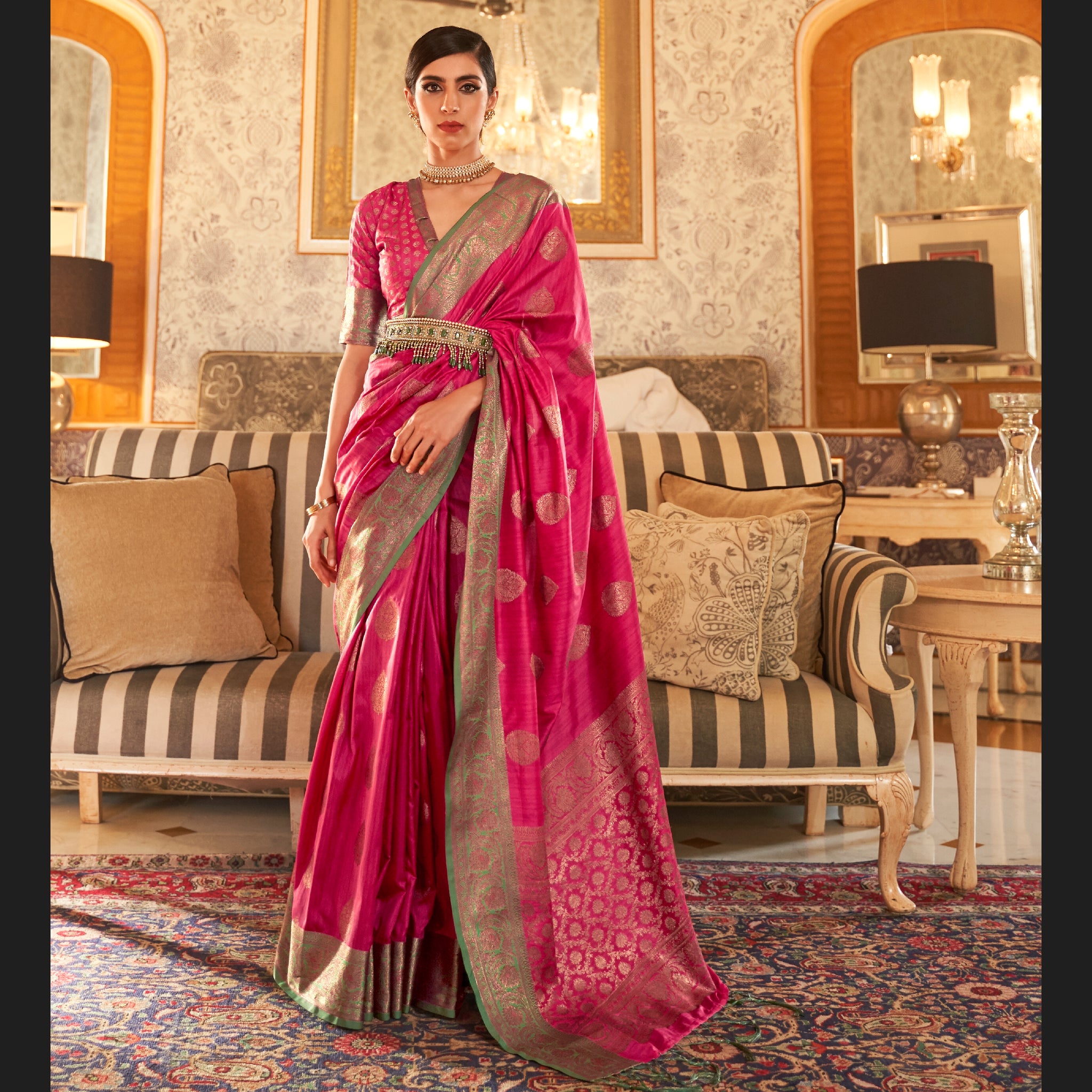 Raj Laxmi Magenta Pink Handloom Weaving Saree