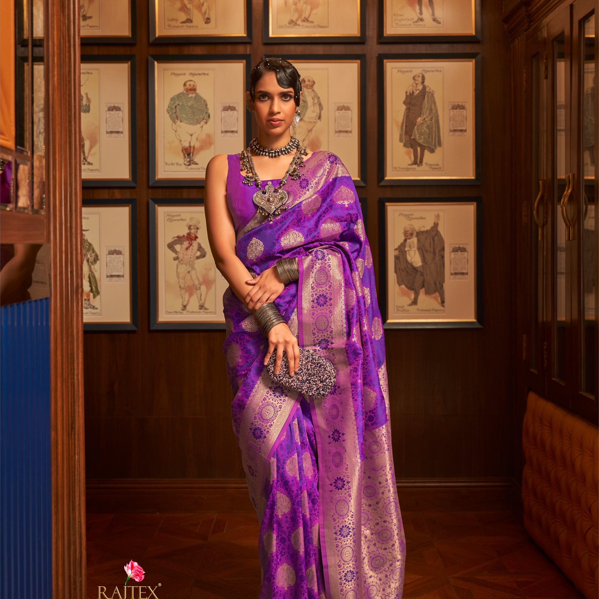 Raj  Laxmi Violet Handloom Weaving saree
