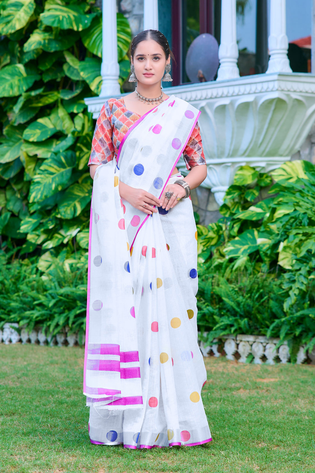 White And Pink Linen Cotton Saree