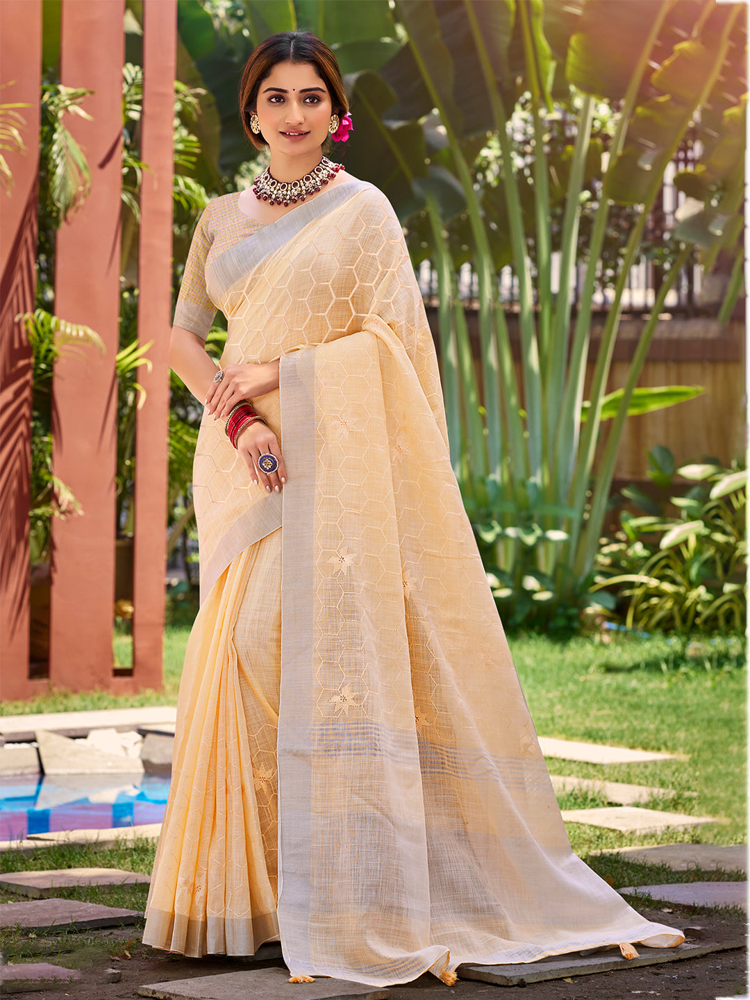 Mellow Yellow Linen Saree