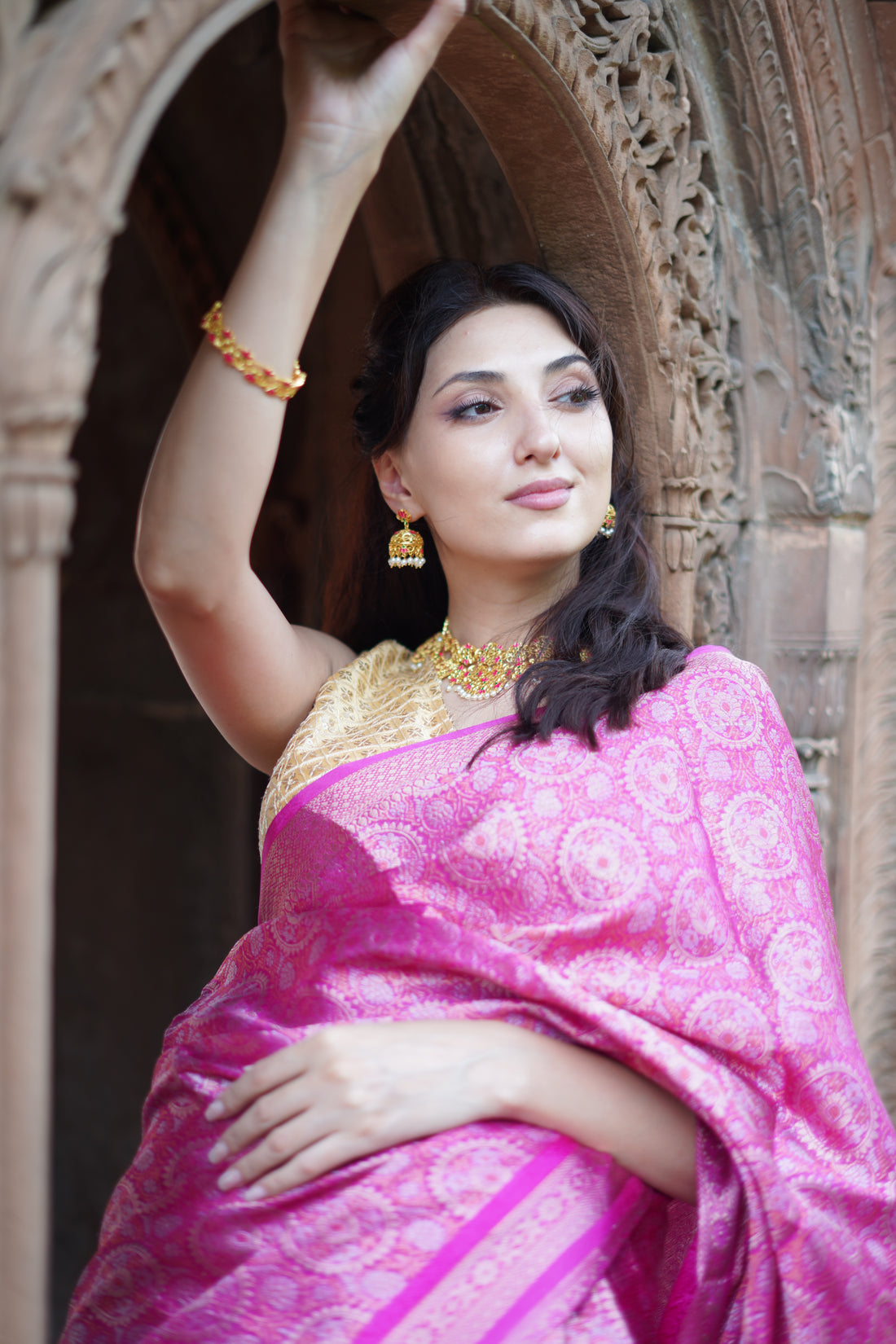 Pink Tanchui Silk Saree with Intricate Motifs