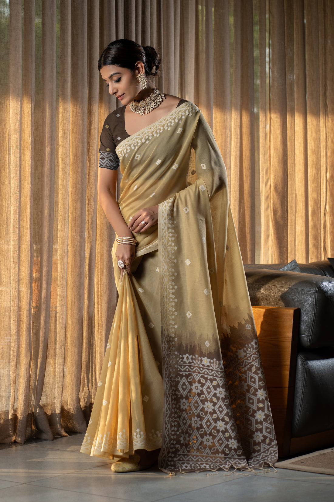 Beige Mulmul Cotton Saree