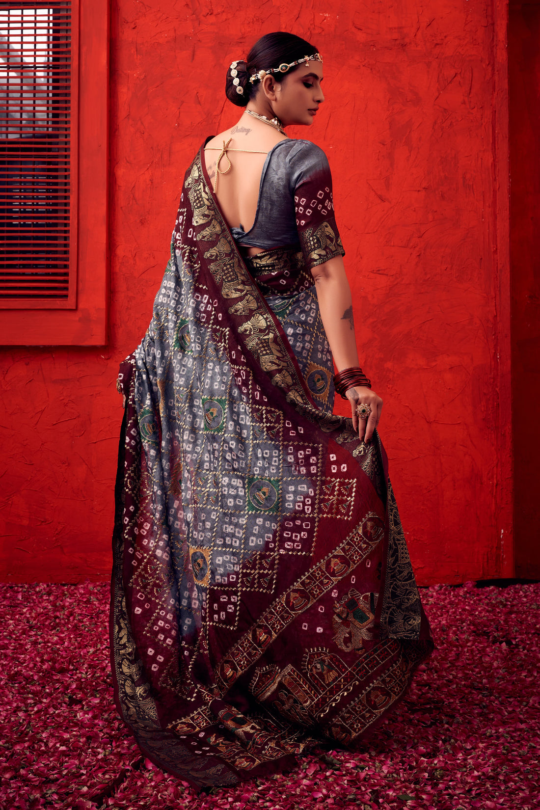 Gray Bandhani Art Silk Saree