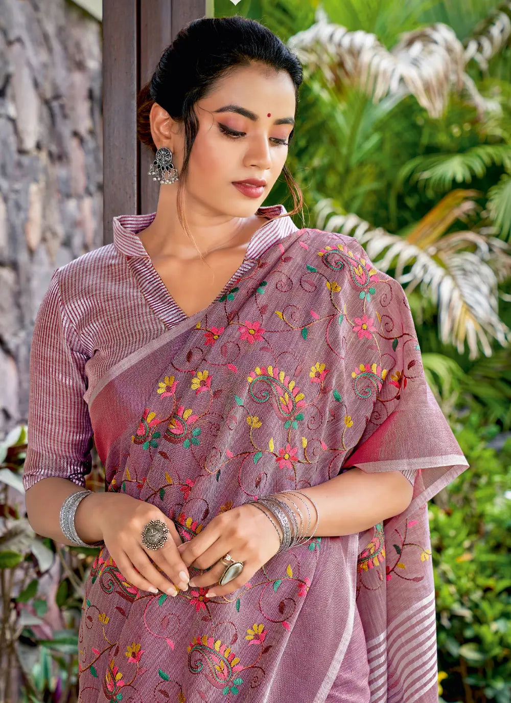 Dusty Pink Linen Saree