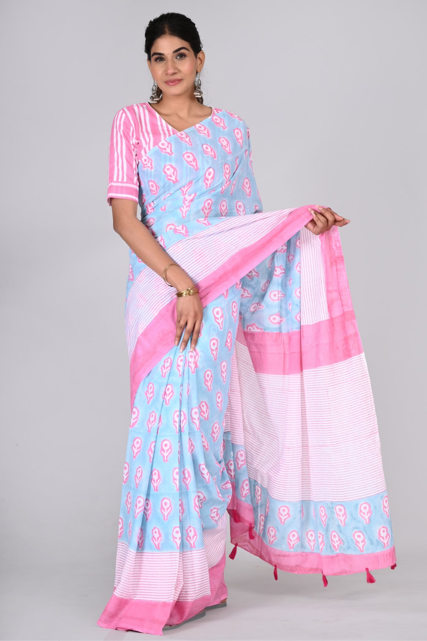 Multicolor Cotton Mulmul Saree