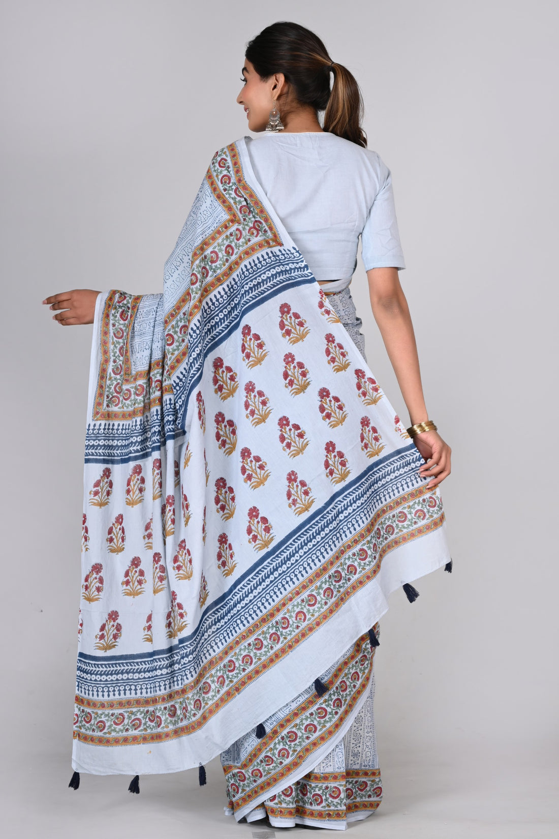 Multicolor Cotton Mulmul Saree