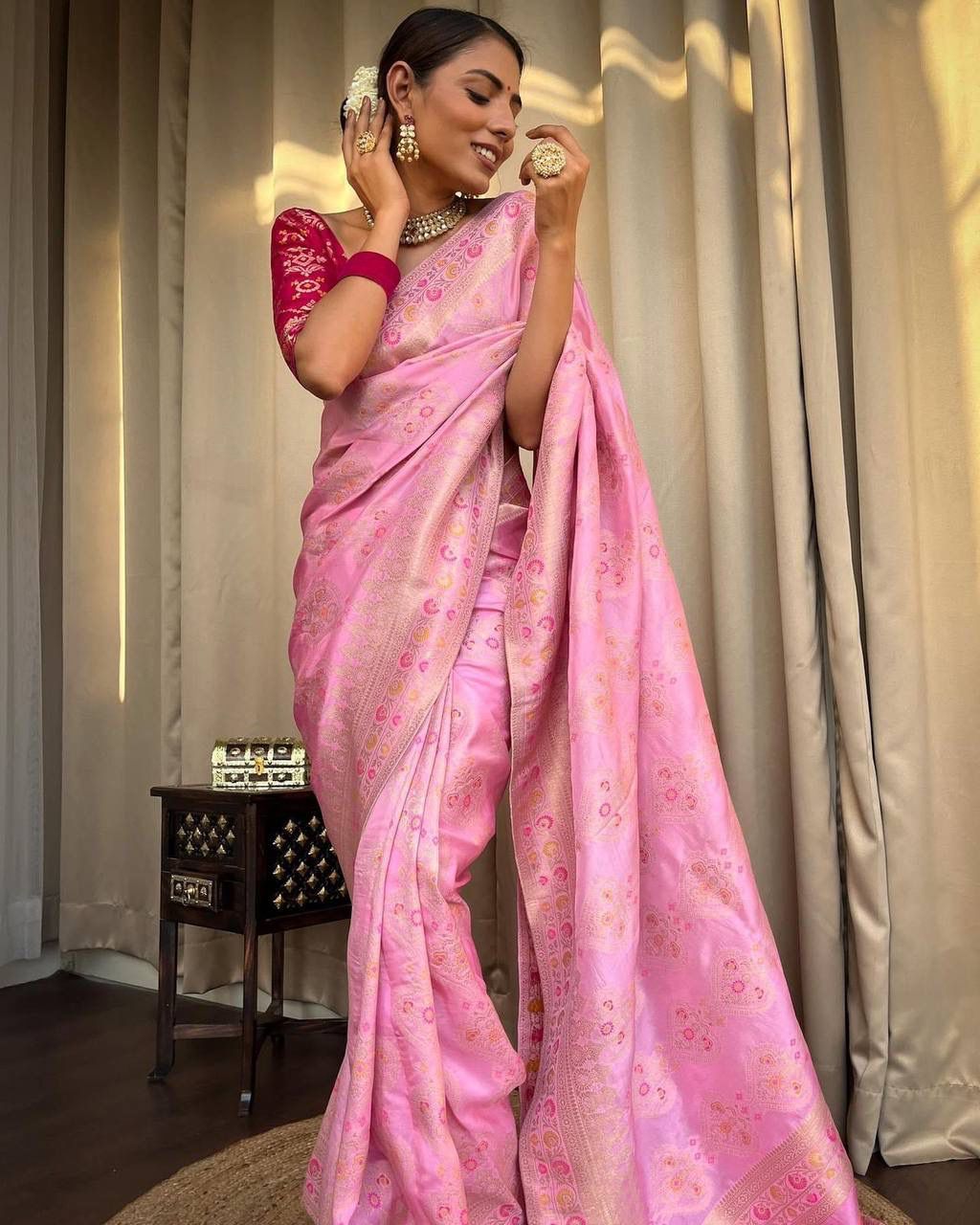 Royal Pink Weaving Silk Banarasi Saree – Leemboodi