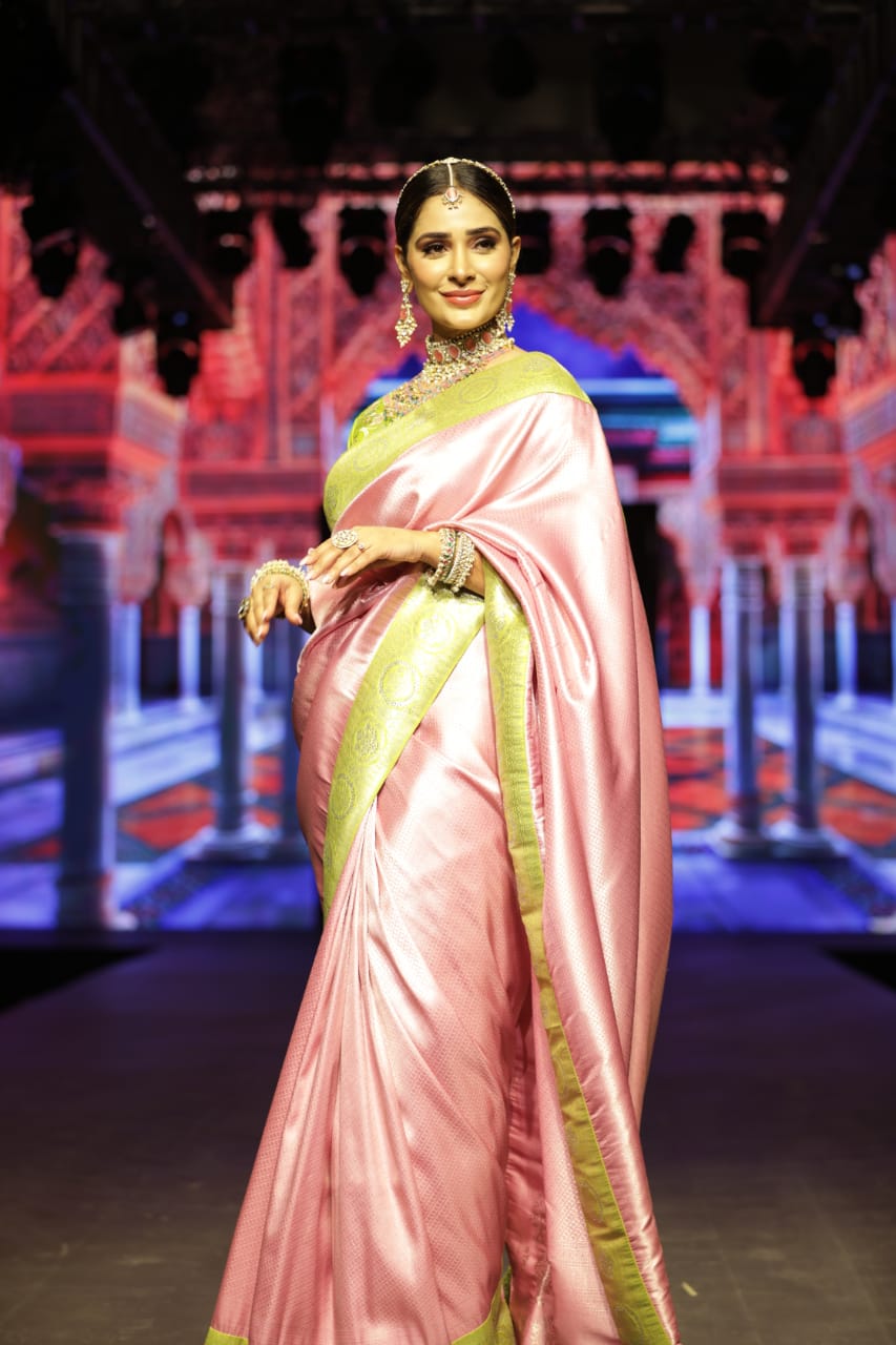 Deeva Special Pure Pink Silk saree