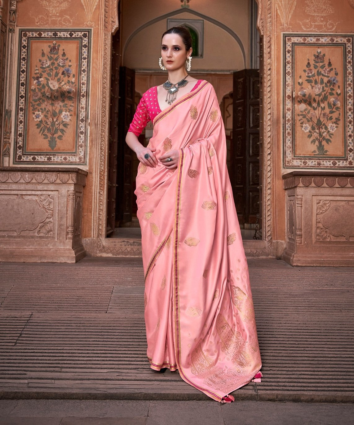 Buy Peach Sarees Online At Great Prices – Koskii