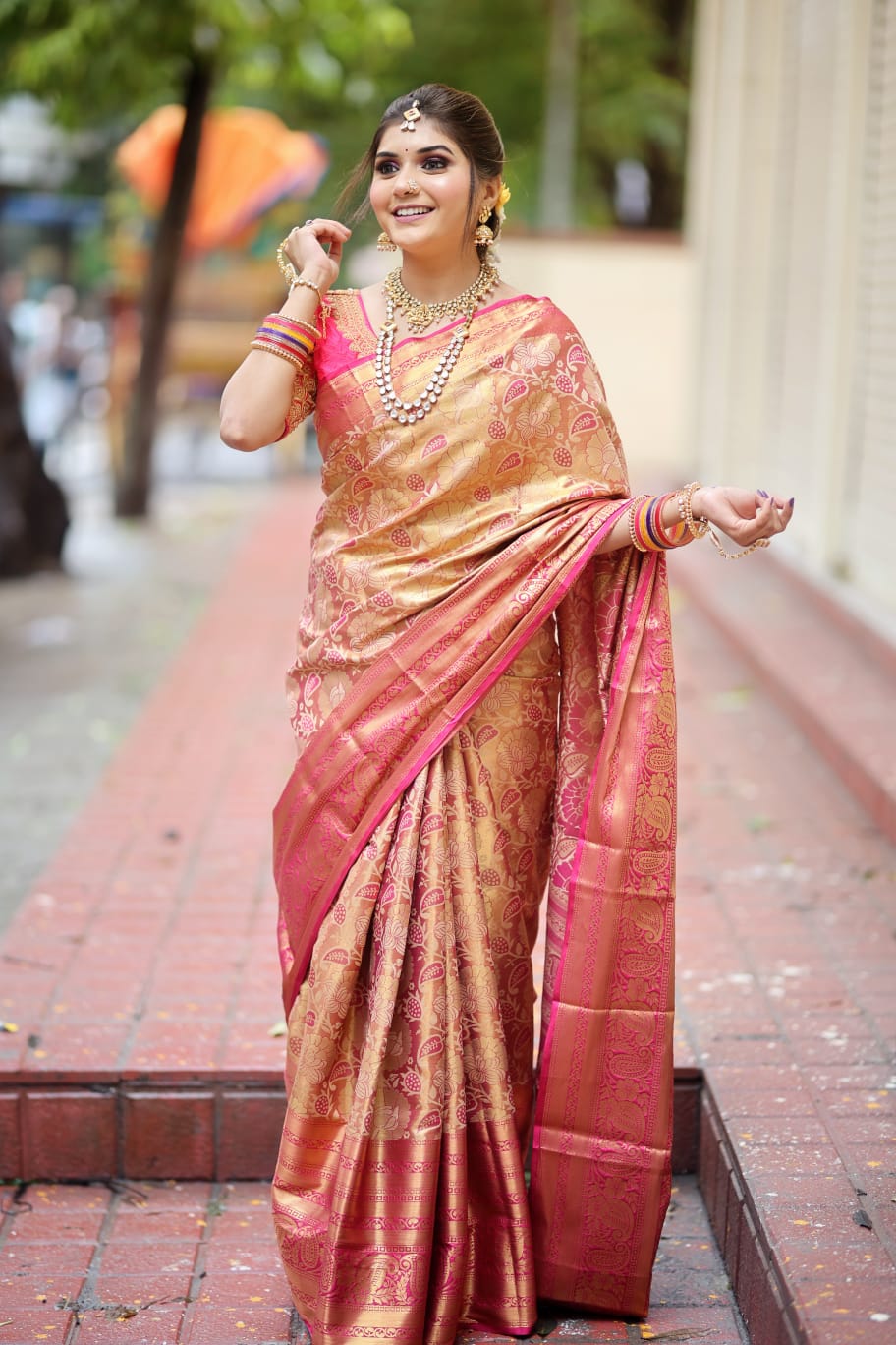 Pink And Gold Kanjivaram Silk Saree