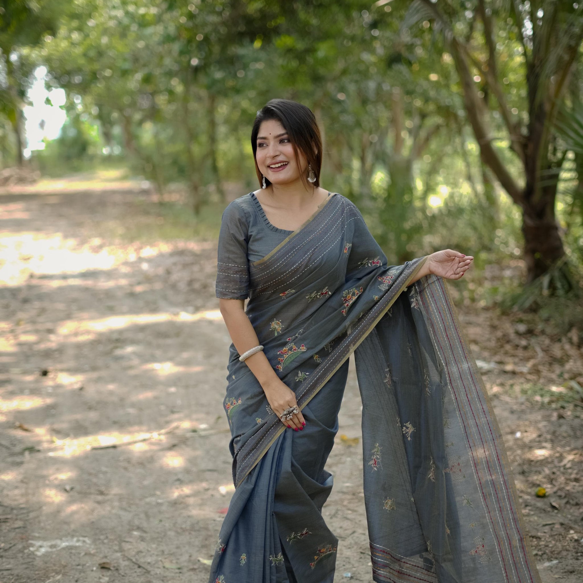 Gray Khadi Tussar Silk Saree