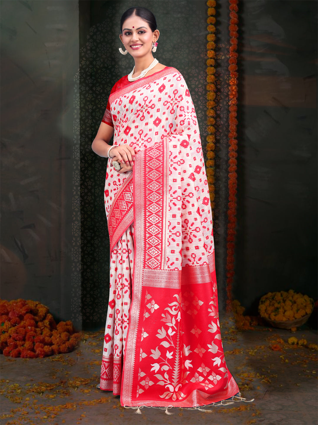 Red & White Linen Cotton Saree