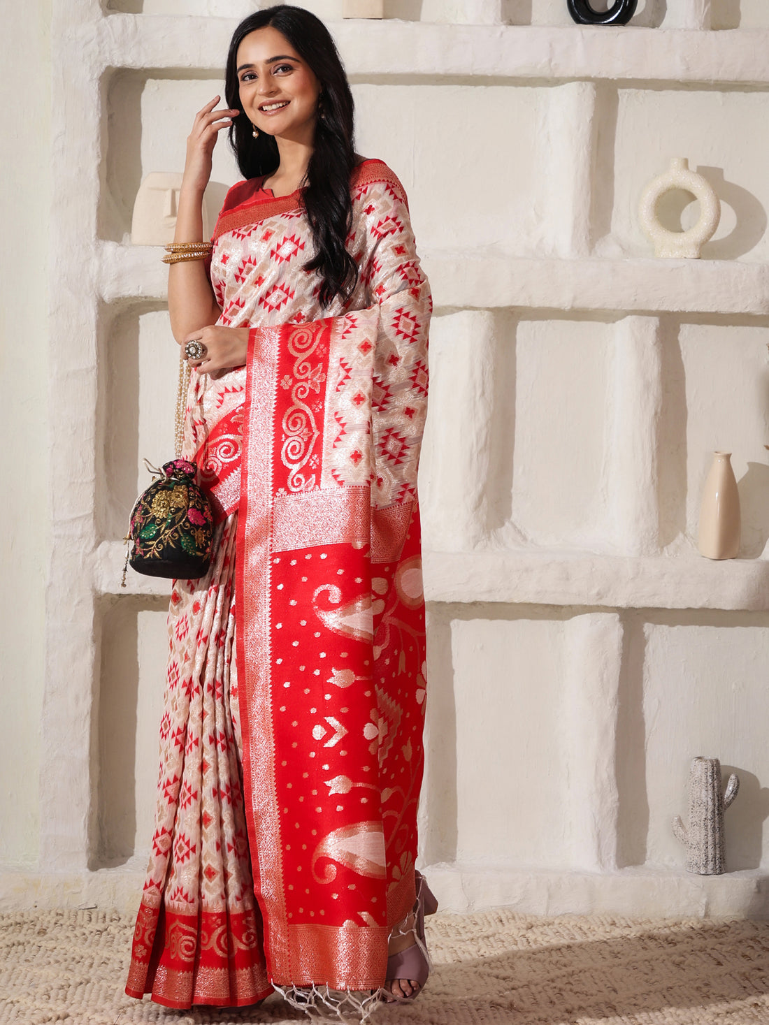 Red & White Linen Cotton Saree