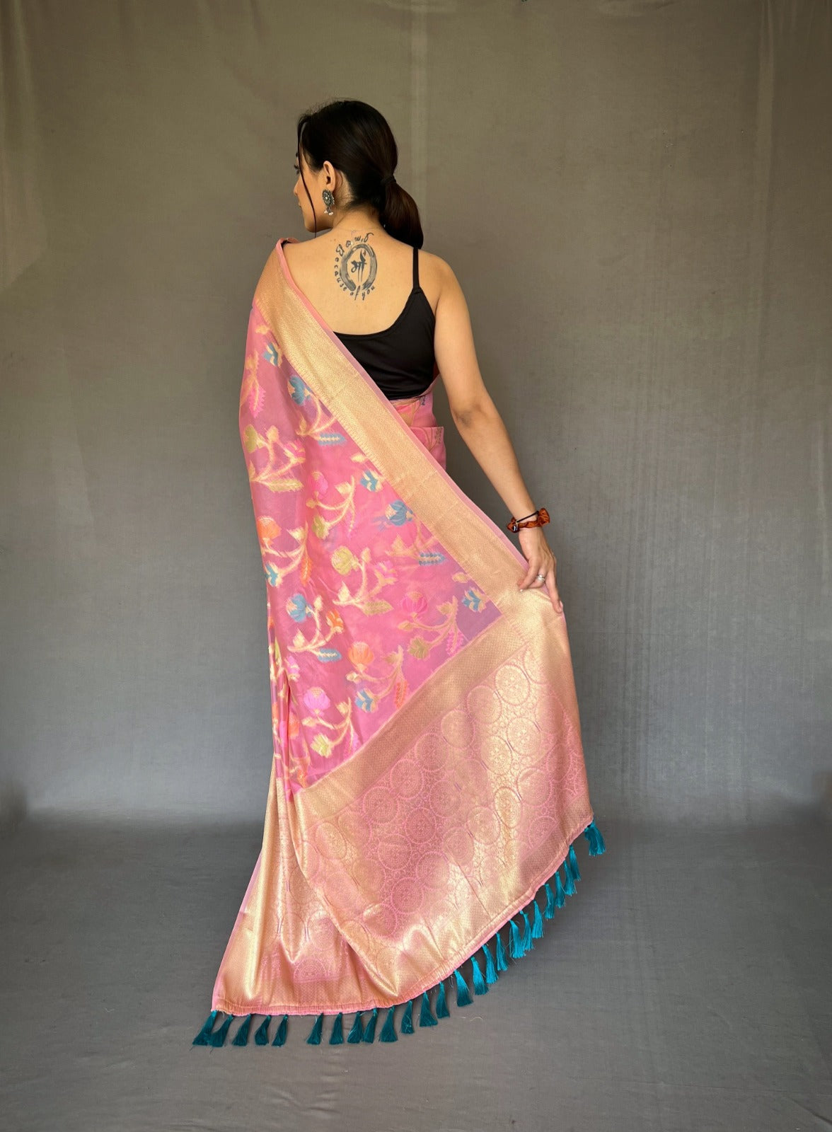 Taffy Pink and Green Floral Pattern Digital Print Organza Tissue Saree –  Fabcurate